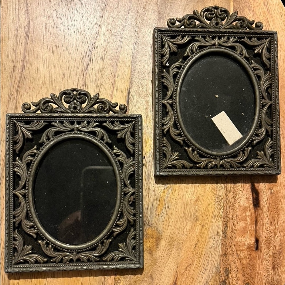 Vintage iron Italian picture frames set